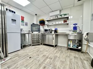 Kitchen- click for photo gallery